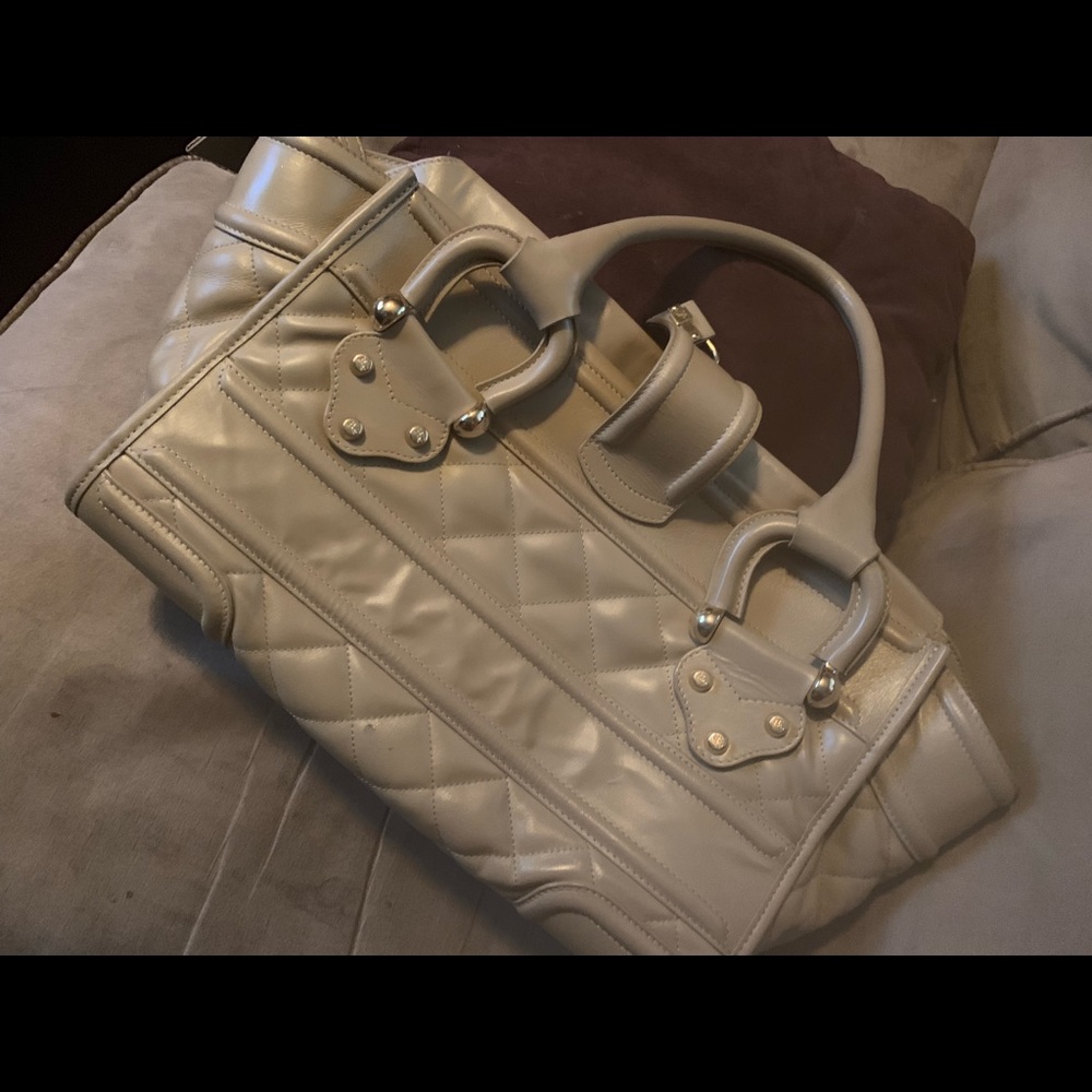 Burberry ladies bag - Picture 3 of 7
